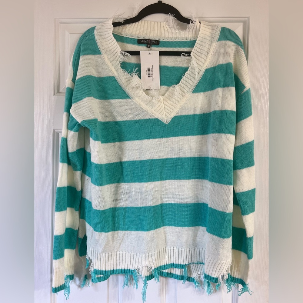 V-Neck Striped distressed Sweater